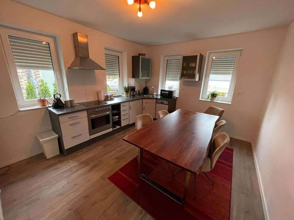 Lux Apartmant 2 Westerstede Esterno foto